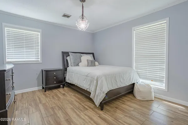 $260,000 | 917 East Butler Street, Rayne, LA 70578