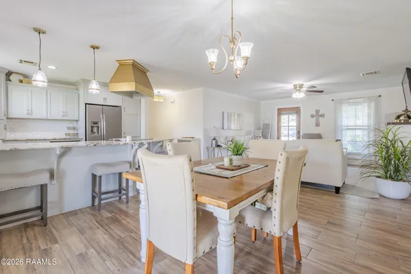 $260,000 | 917 East Butler Street, Rayne, LA 70578