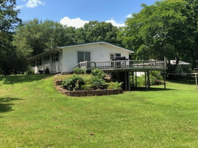 8912 North Pine Grove Road Vestaburg, MI 48891 - Photo 2 of 34