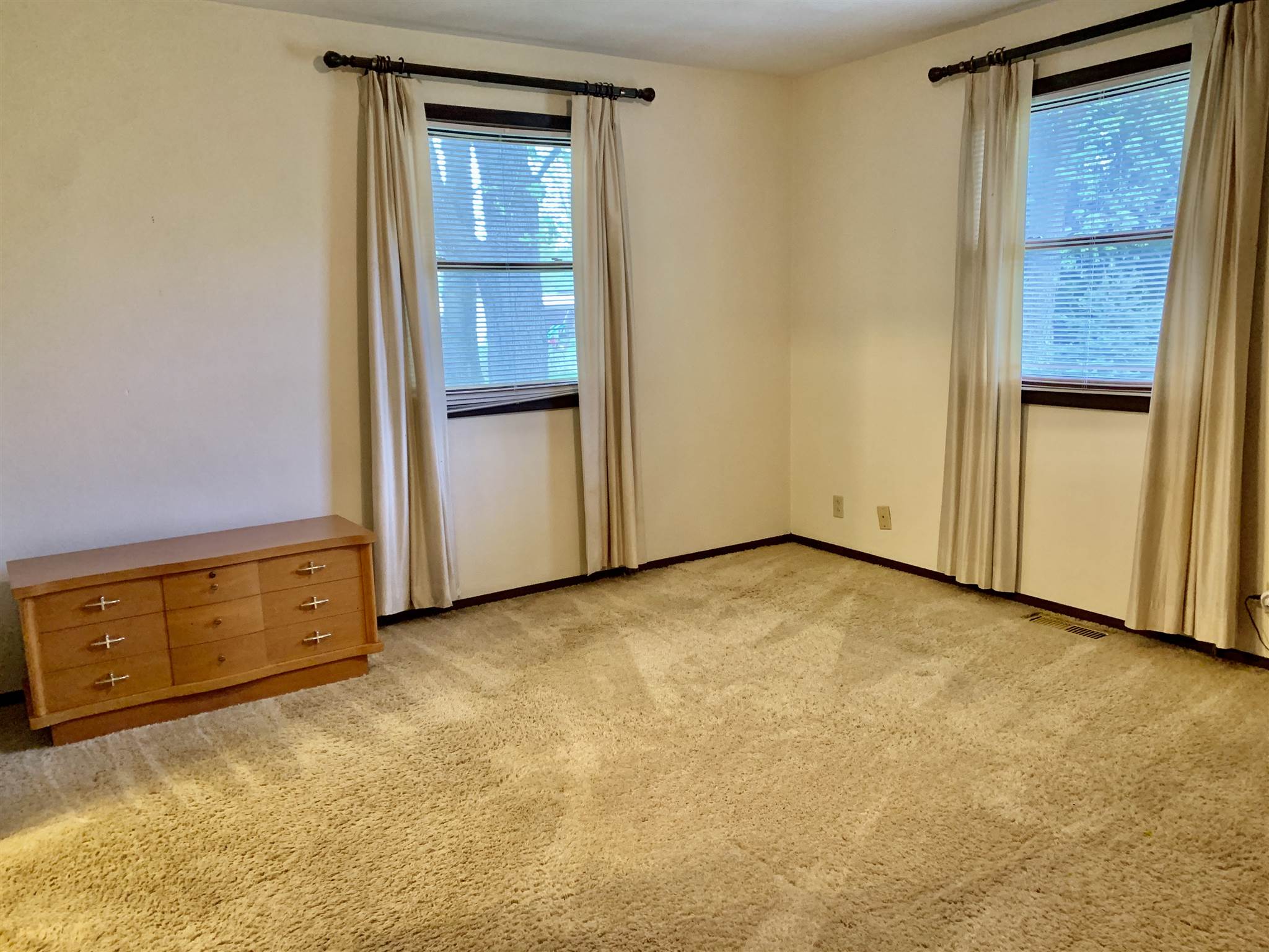 2551 Northwest Raintree Drive New Castle, IN 47362 - Photo 10 of 18 Gallery Image 10