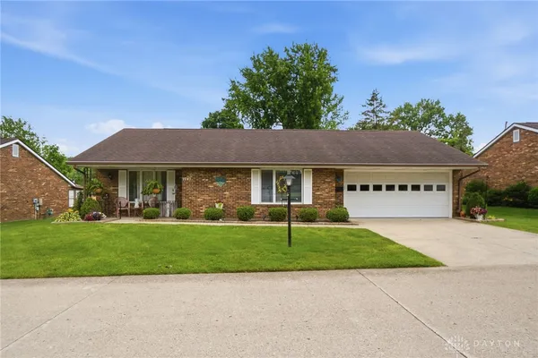 $205,000 | 1043 Armsgate Road, Springfield, OH 45503