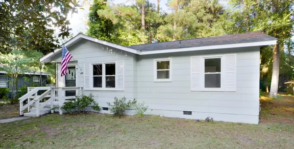 $184,900 | 109 Bishop Street, Walterboro, SC 29488