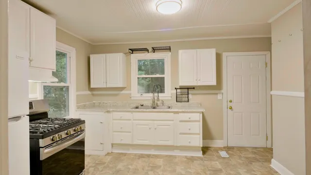 $189,000 | 109 Bishop Street, Walterboro, SC 29488