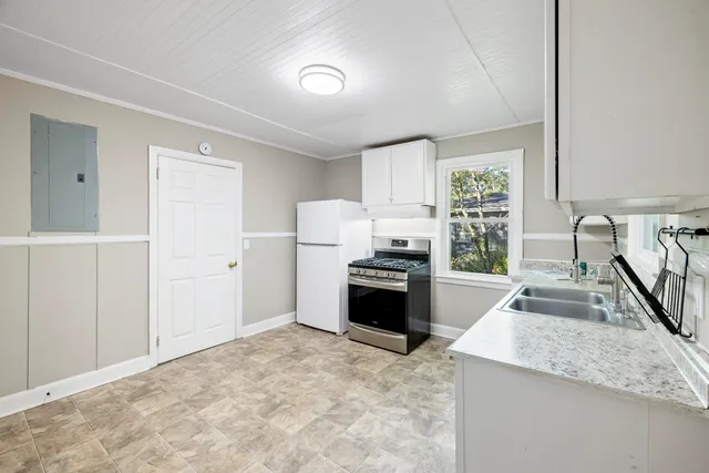 $189,000 | 109 Bishop Street, Walterboro, SC 29488