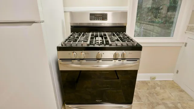 $189,000 | 109 Bishop Street, Walterboro, SC 29488