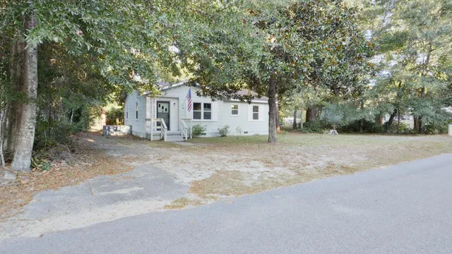 $189,000 | 109 Bishop Street, Walterboro, SC 29488