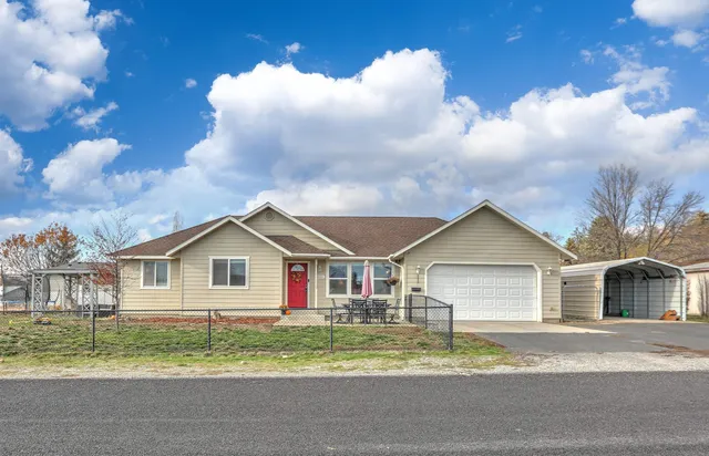 $400,000 | 3005 North Carnahan Road, Spokane, WA 99217