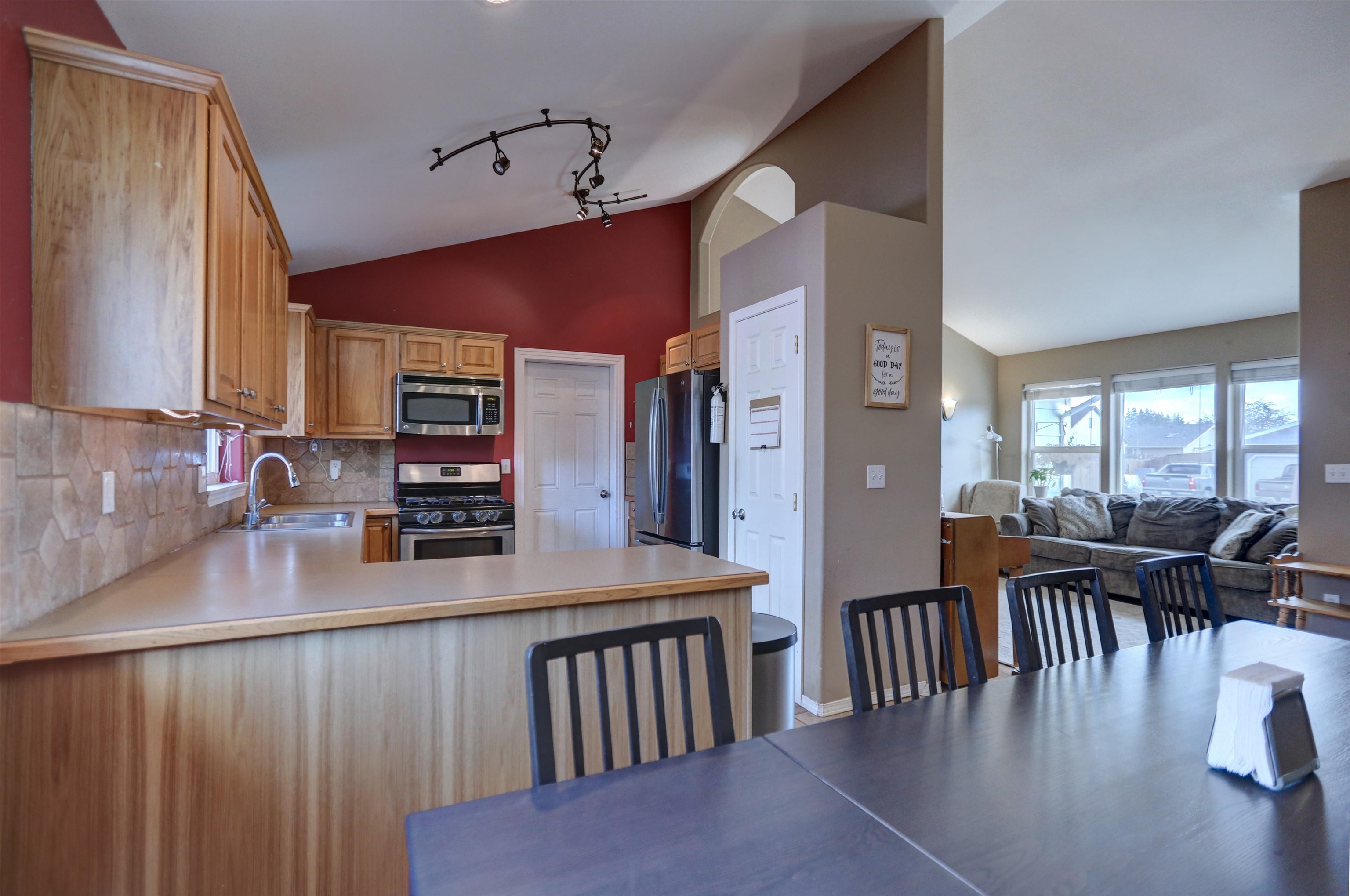 3005 North Carnahan Road Spokane, WA 99217 - Photo 11 of 36