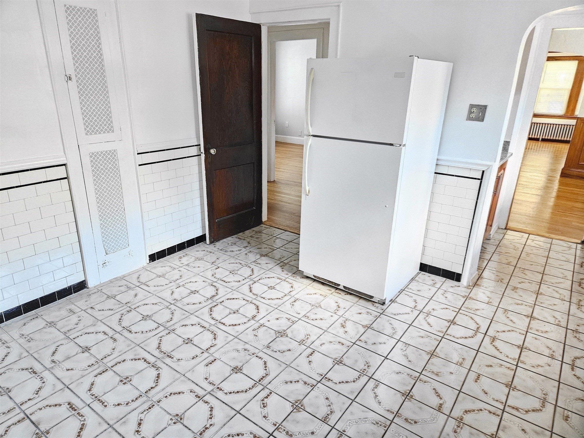 12 Hatherly Road, Unit 1 Boston, MA 02135 - Photo 10 of 19 Gallery Image 10