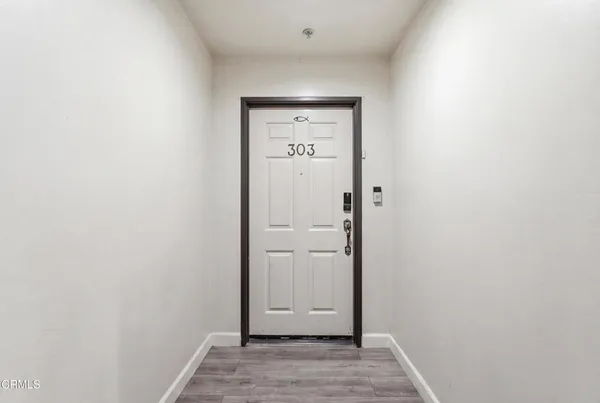 $689,000 | 450 West Dryden Street, Unit 303, Glendale, CA 91202