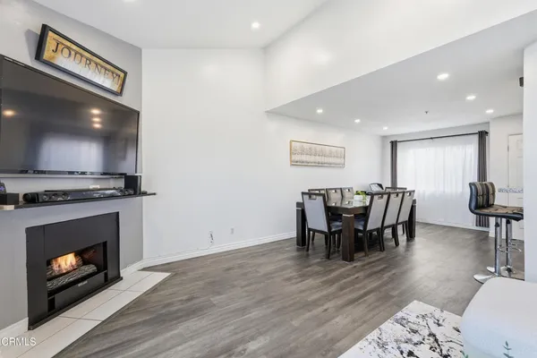 $689,000 | 450 West Dryden Street, Unit 303, Glendale, CA 91202