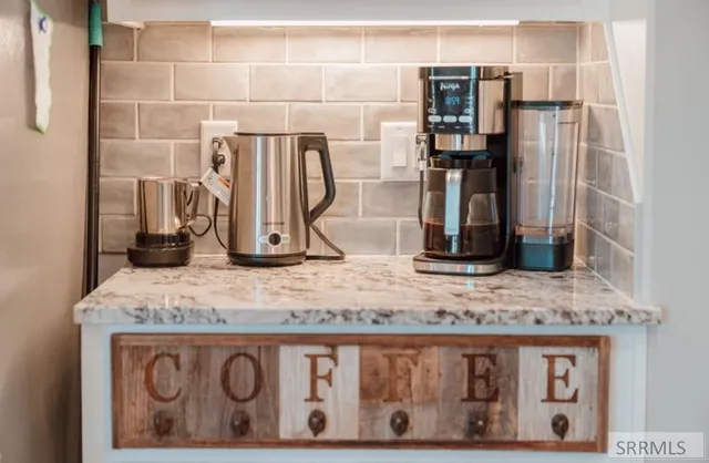 $649,000 | 765 North 600 East, Firth, ID 83236