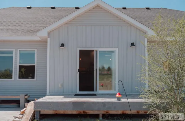 $649,000 | 765 North 600 East, Firth, ID 83236