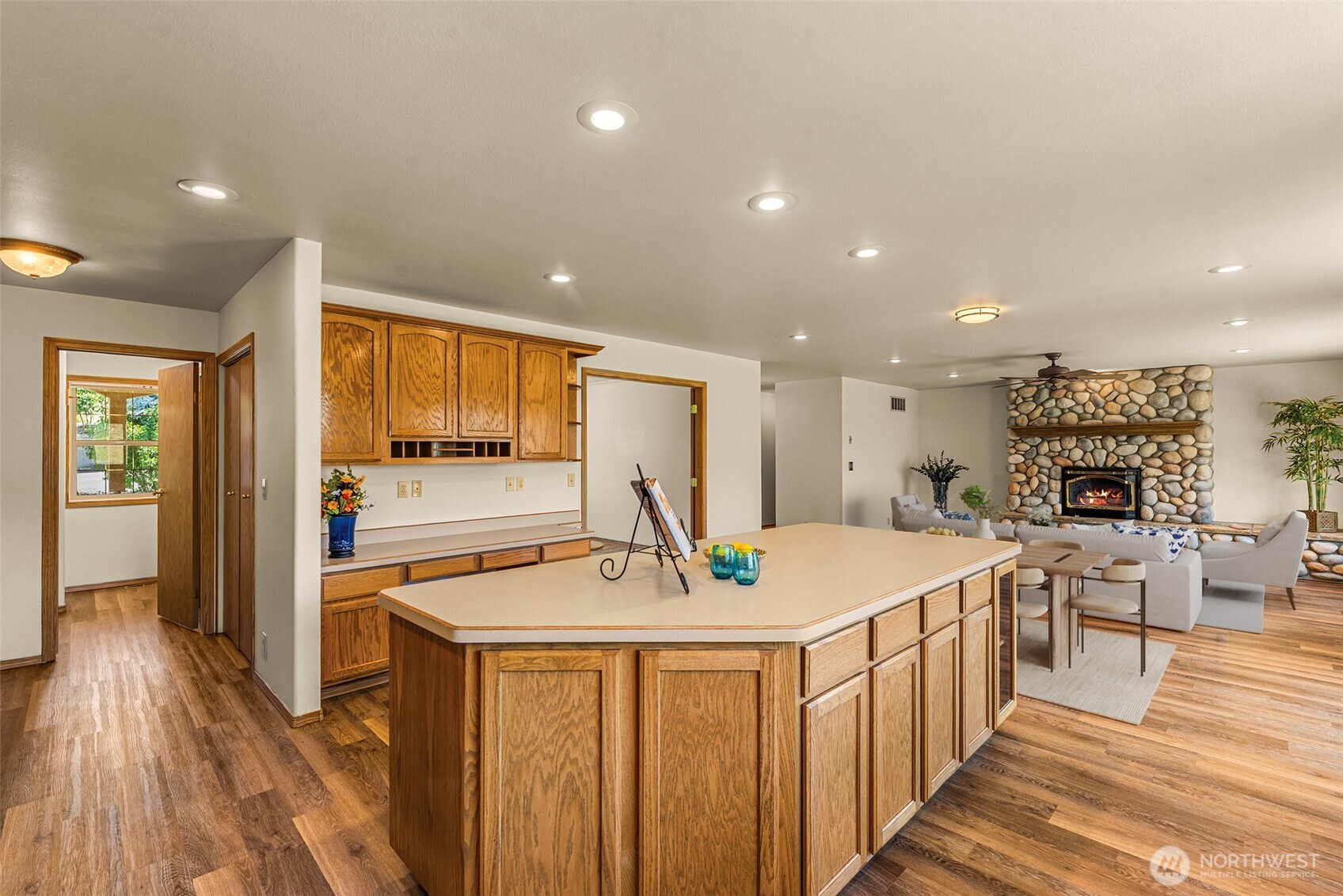 105 Bill Shaw Road Pateros, WA 98846 - Photo 11 of 40