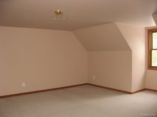 173 Maple Grove Road Lapeer, MI 48446 - Photo 8 of 13 31 Bedroom 34