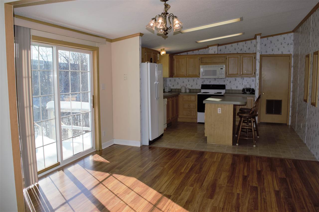 148 Riverside Avenue Lunenburg, VT 05906 - Photo 4 of 21
