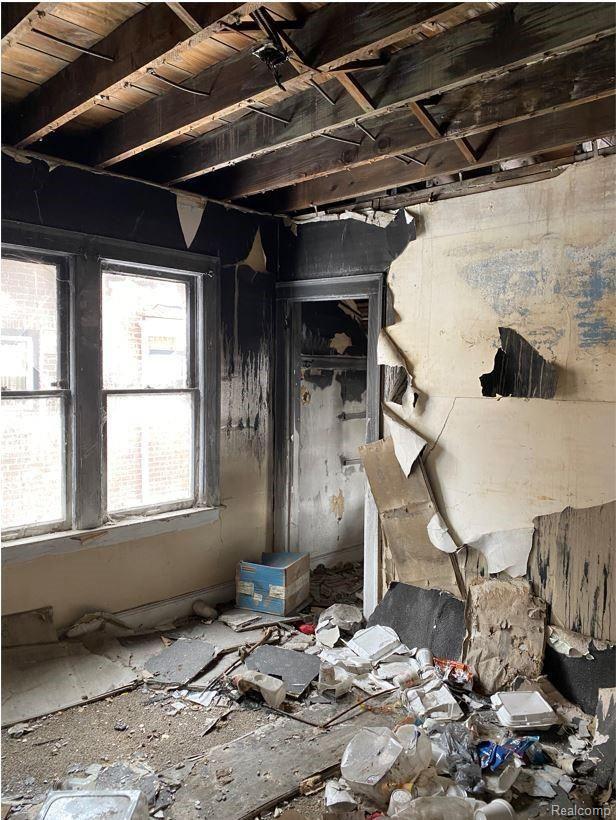 5035 Devonshire Road Detroit, MI 48224 - Photo 7 of 9 5035 devonshire8.JPG