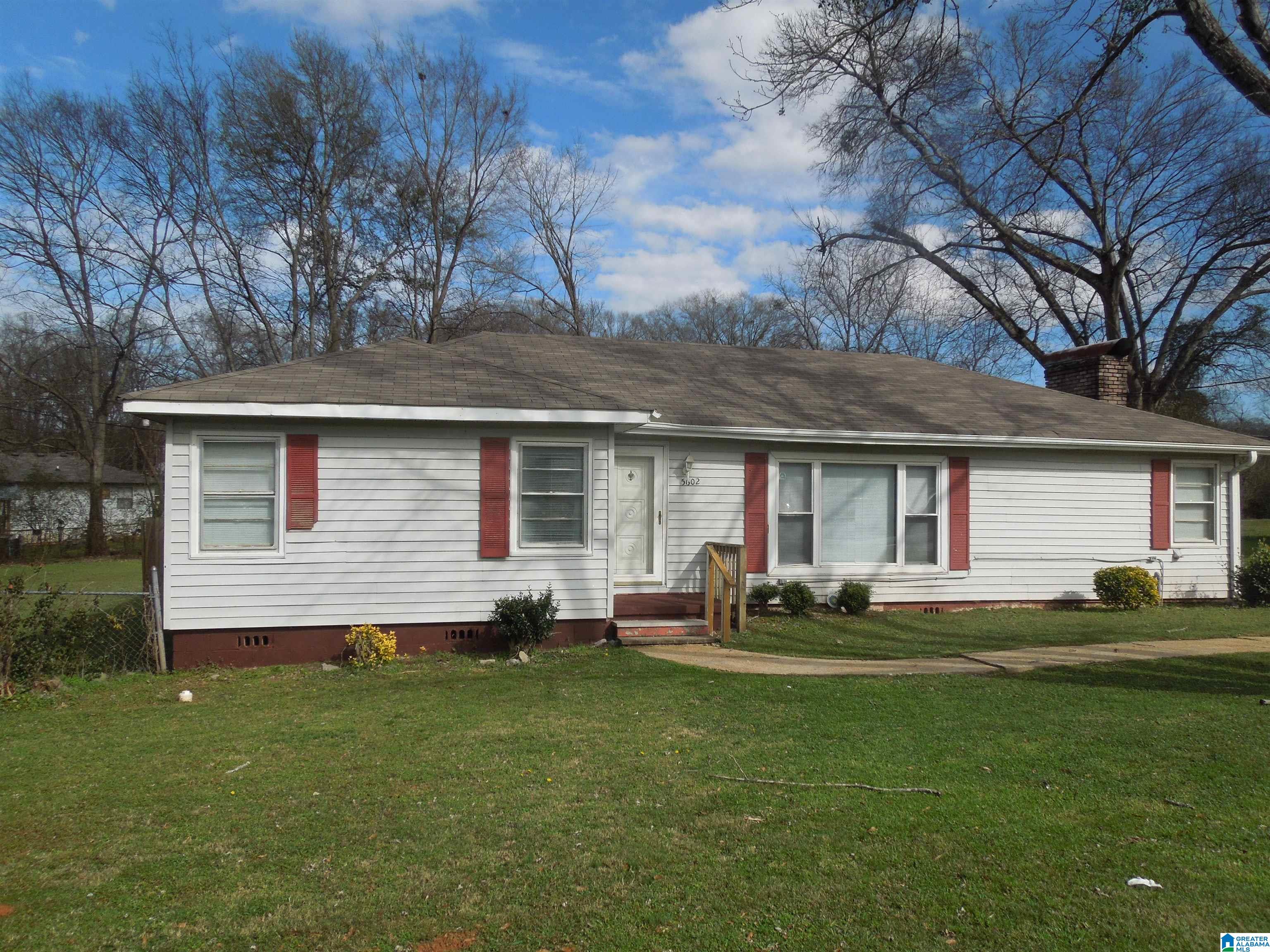 5602 10th Street South Bessemer, AL 35020 - Photo 2 of 30