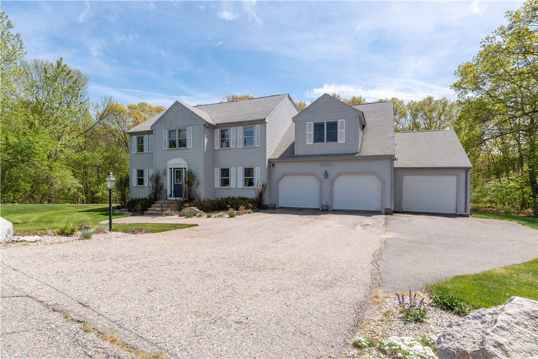 212 Tara Lane Woonsocket, RI 02895 - Photo 1 of 37 Gallery Image 1
