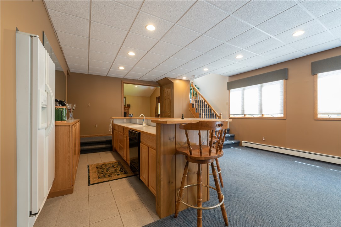 212 Tara Lane Woonsocket, RI 02895 - Photo 11 of 37 Gallery Image 11