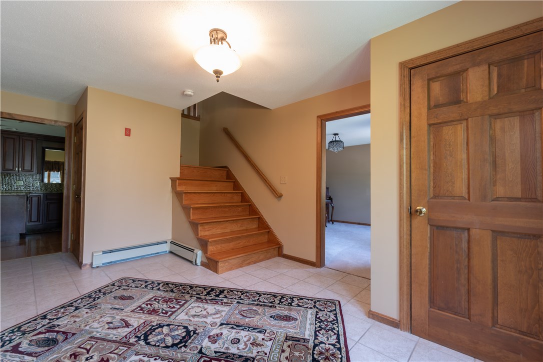 212 Tara Lane Woonsocket, RI 02895 - Photo 20 of 37 Gallery Image 20