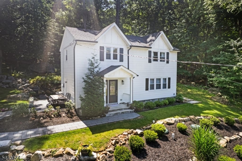 94 Castle Rock Road Lake Hopatcong, NJ 07849 - Photo 2 of 41