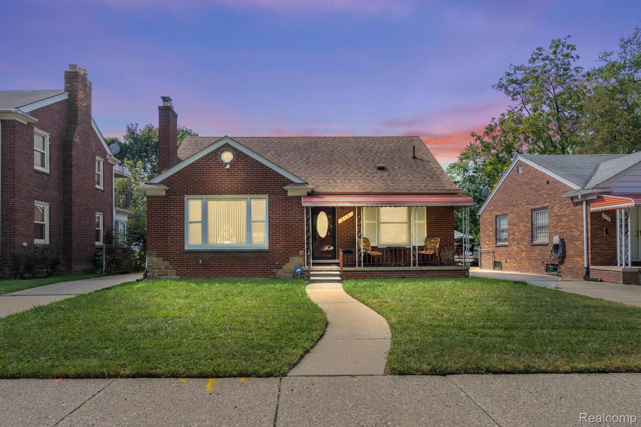 249 Riverside Drive Detroit, MI 48215 - Photo 14 of 14 Gallery Image 14