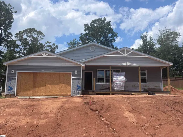 $350,000 | 9 Arlington Road, Greer, SC 29651