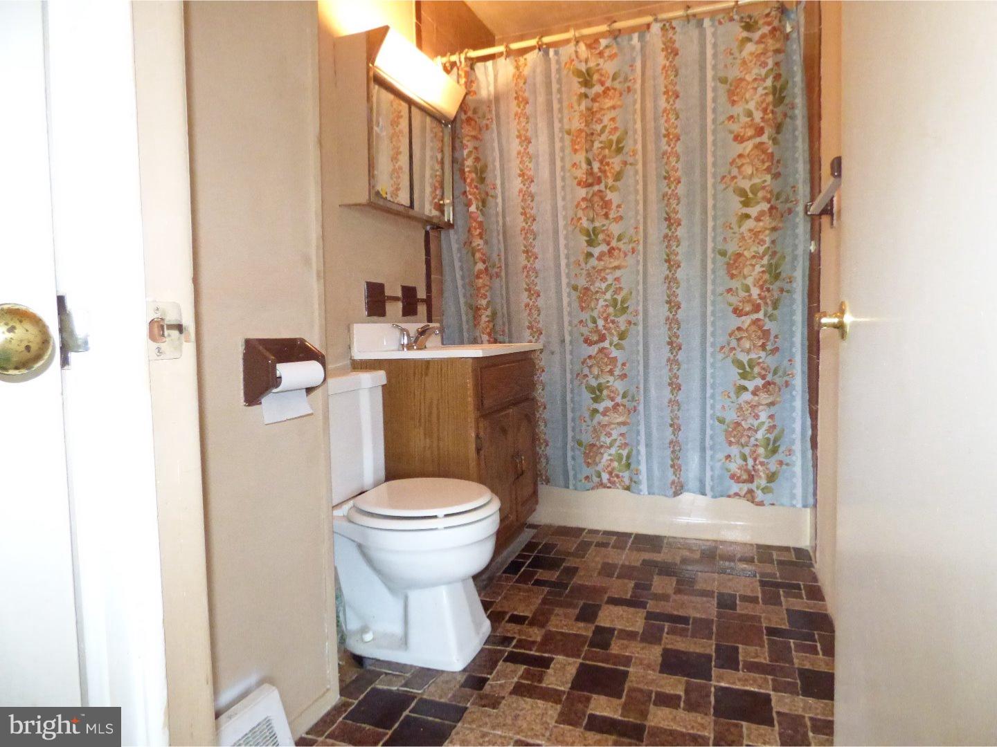 12 Downing Road Ewing, NJ 08628 - Photo 13 of 20