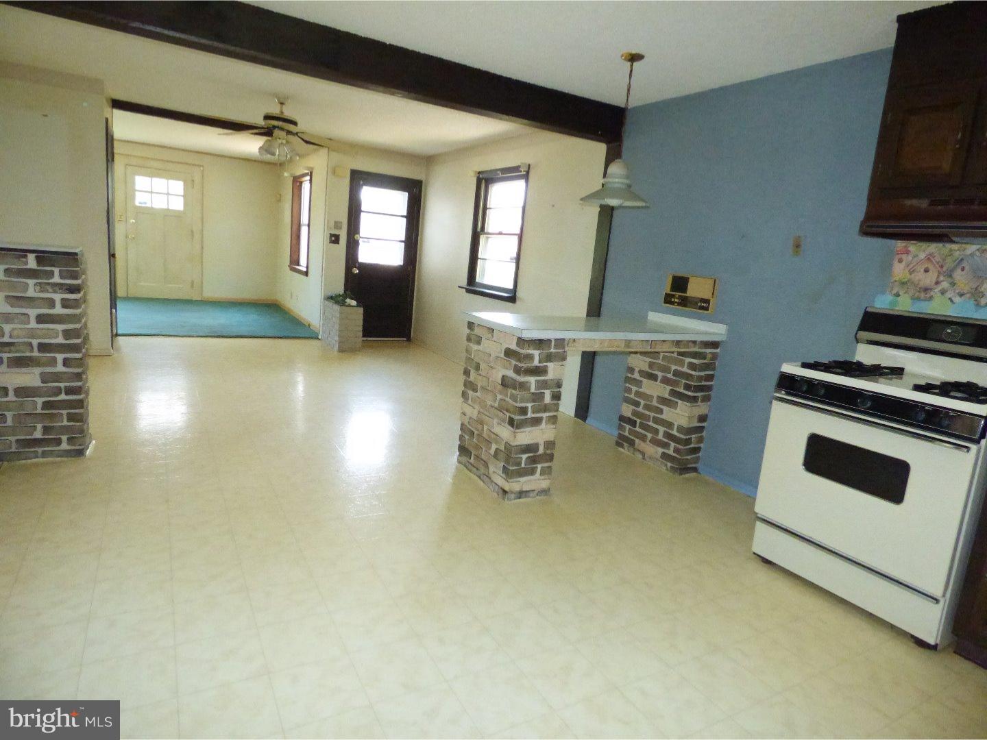 12 Downing Road Ewing, NJ 08628 - Photo 10 of 20
