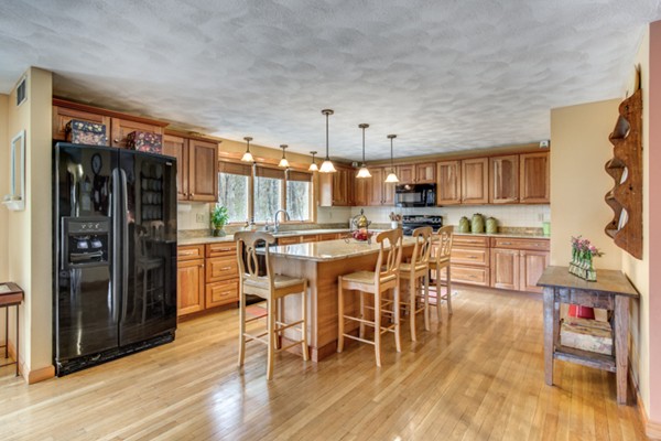 140 South Road Pepperell, MA 01463 - Photo 12 of 30 Gallery Image 12