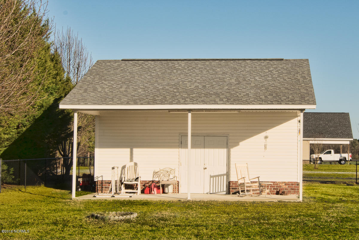 6225 Howell Road Lumberton, NC 28358 - Photo 9 of 30 H-116374-Edit