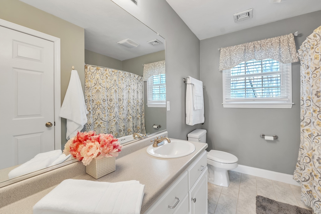 16 Broad Acres Farm Road Medway, MA 02053 - Photo 32 of 40