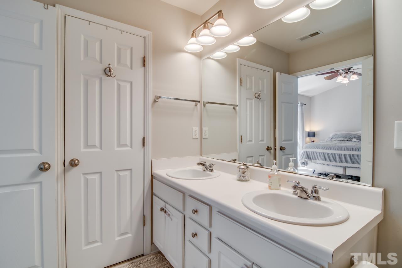 5509 Amanda Lynn Lane Raleigh, NC 27613 - Photo 14 of 23
