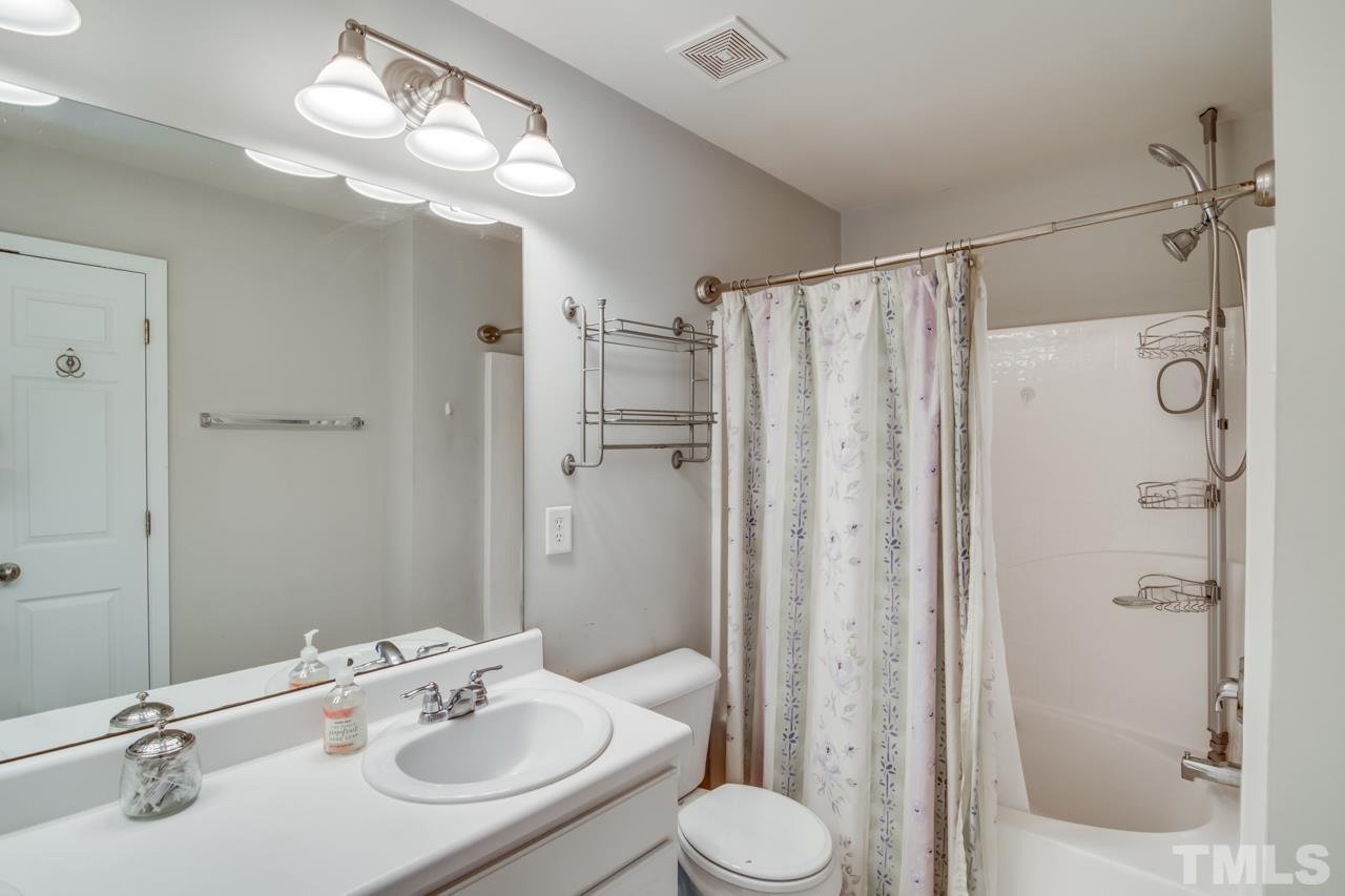 5509 Amanda Lynn Lane Raleigh, NC 27613 - Photo 15 of 23