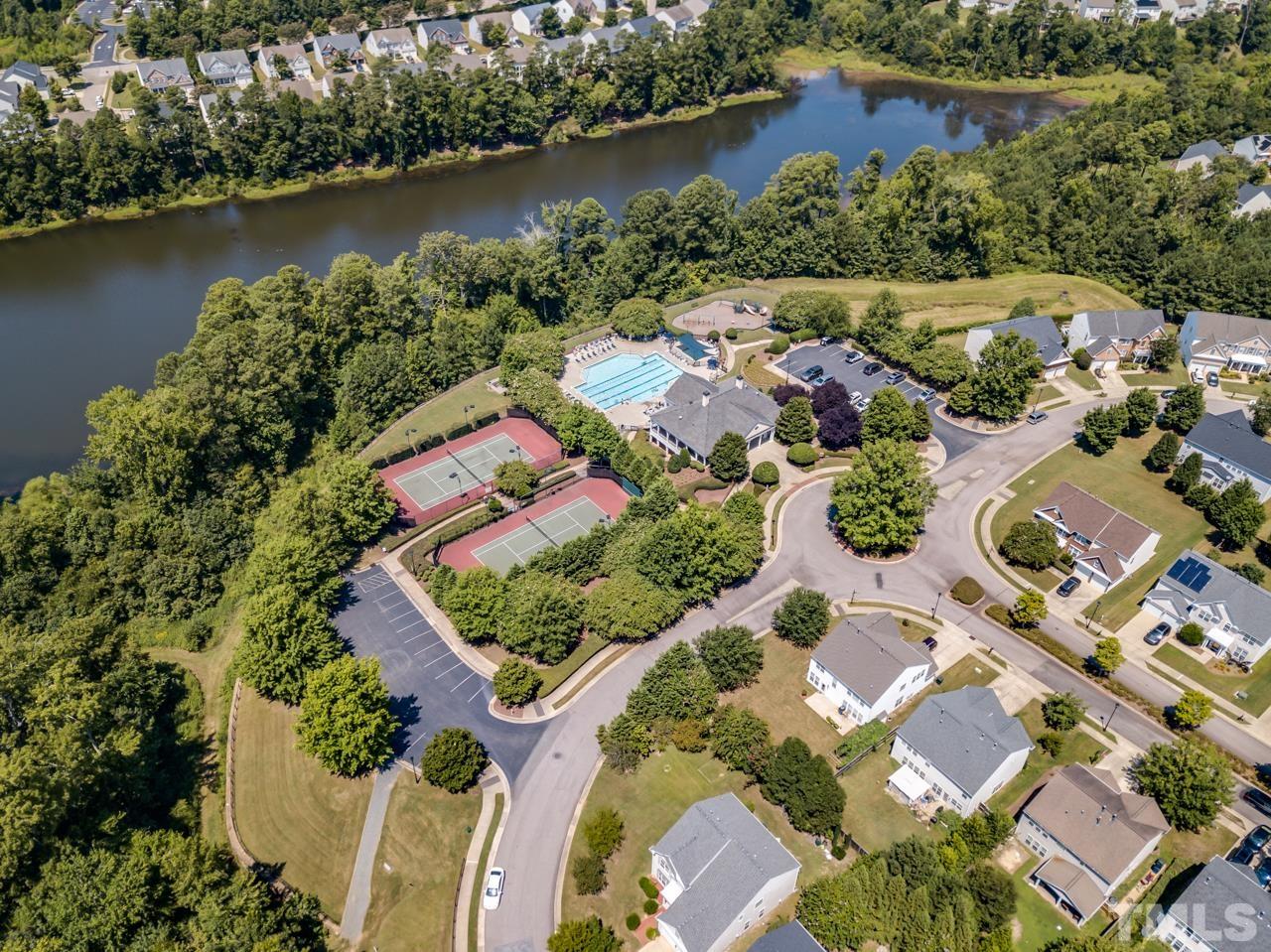 5509 Amanda Lynn Lane Raleigh, NC 27613 - Photo 4 of 23