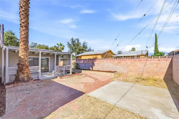 $3,000 | 120 Doyle Avenue, Redlands, CA 92374