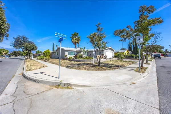 $3,000 | 120 Doyle Avenue, Redlands, CA 92374
