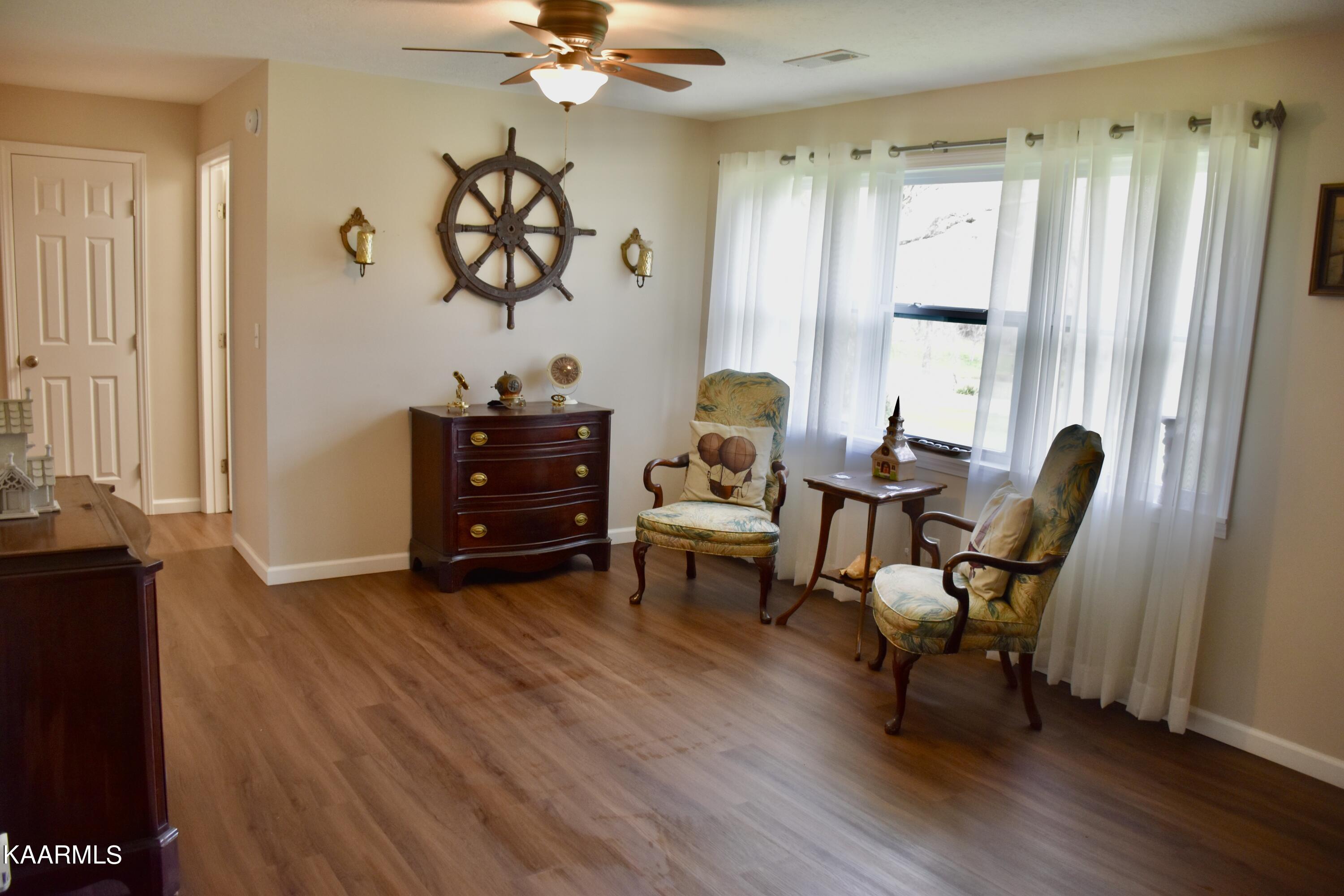 5516 Henry Town Road Sevierville, TN 37876 - Photo 2 of 34 DSC_0006