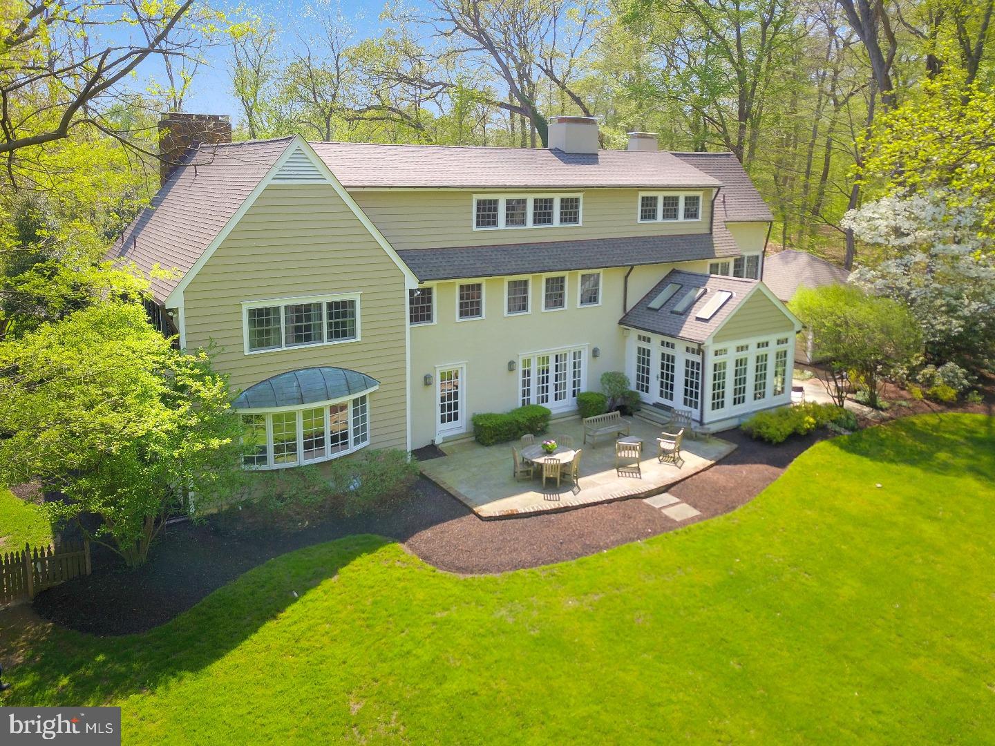 809 Riverton Road Moorestown, NJ 08057 - Photo 3 of 25