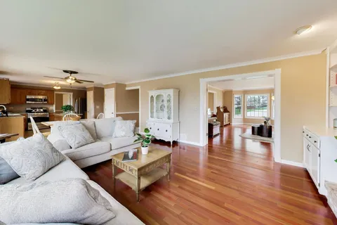 $489,900 | 1474 Knottingham Drive, Gurnee, IL 60031