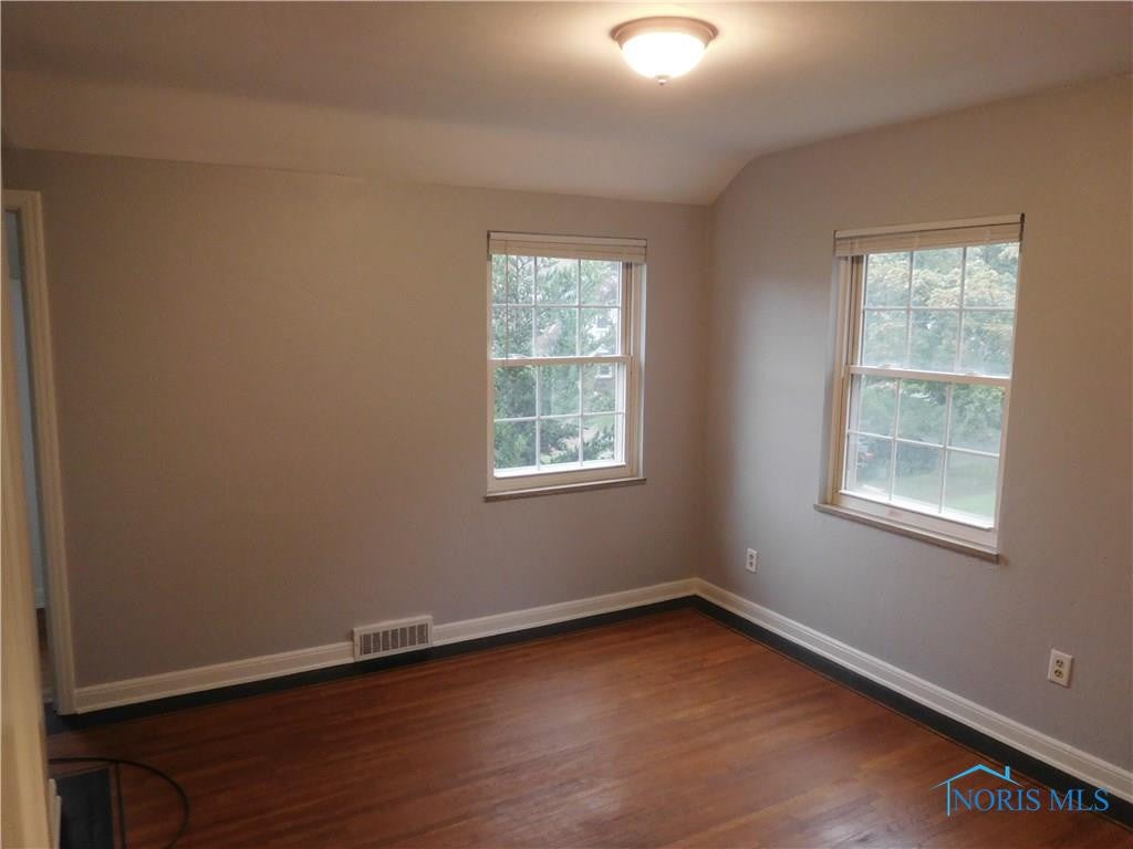 3747 Bowen Road Toledo, OH 43613 - Photo 12 of 26 Gallery Image 12