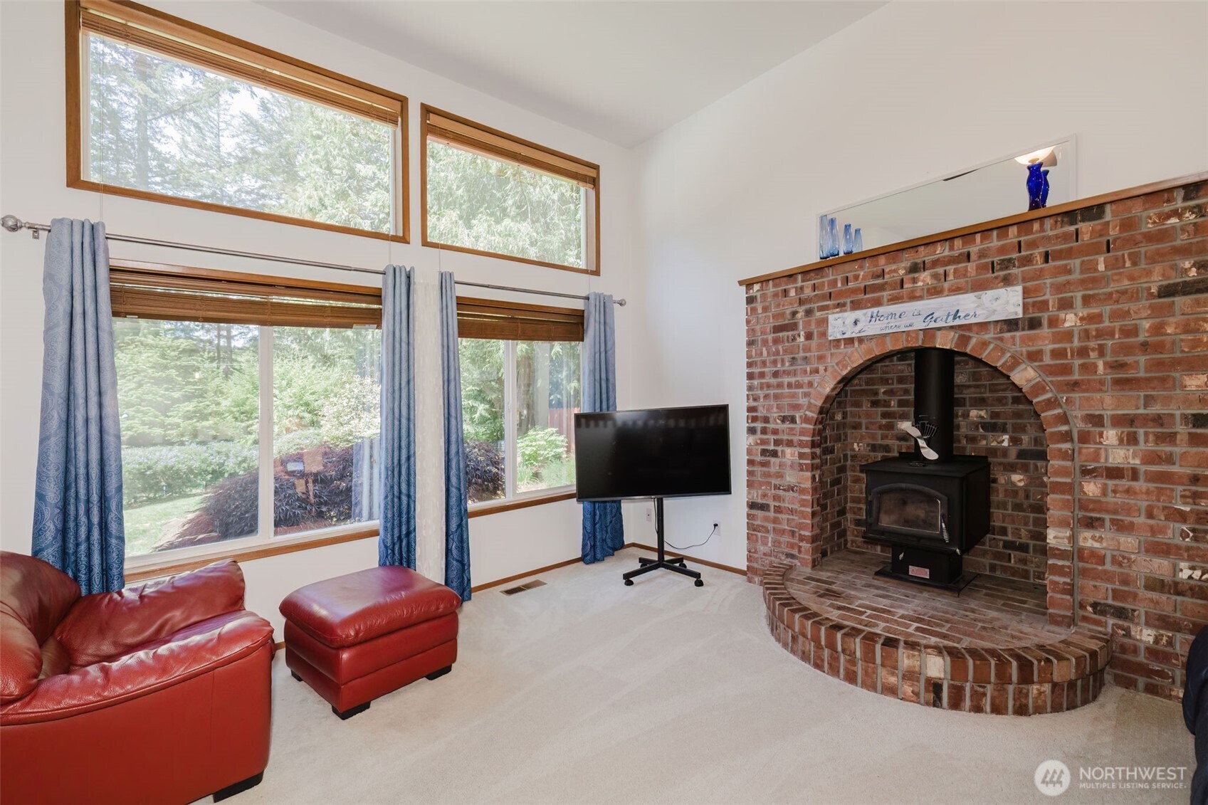 8950 Nels Nelson Road Northwest Bremerton, WA 98311 - Photo 4 of 40
