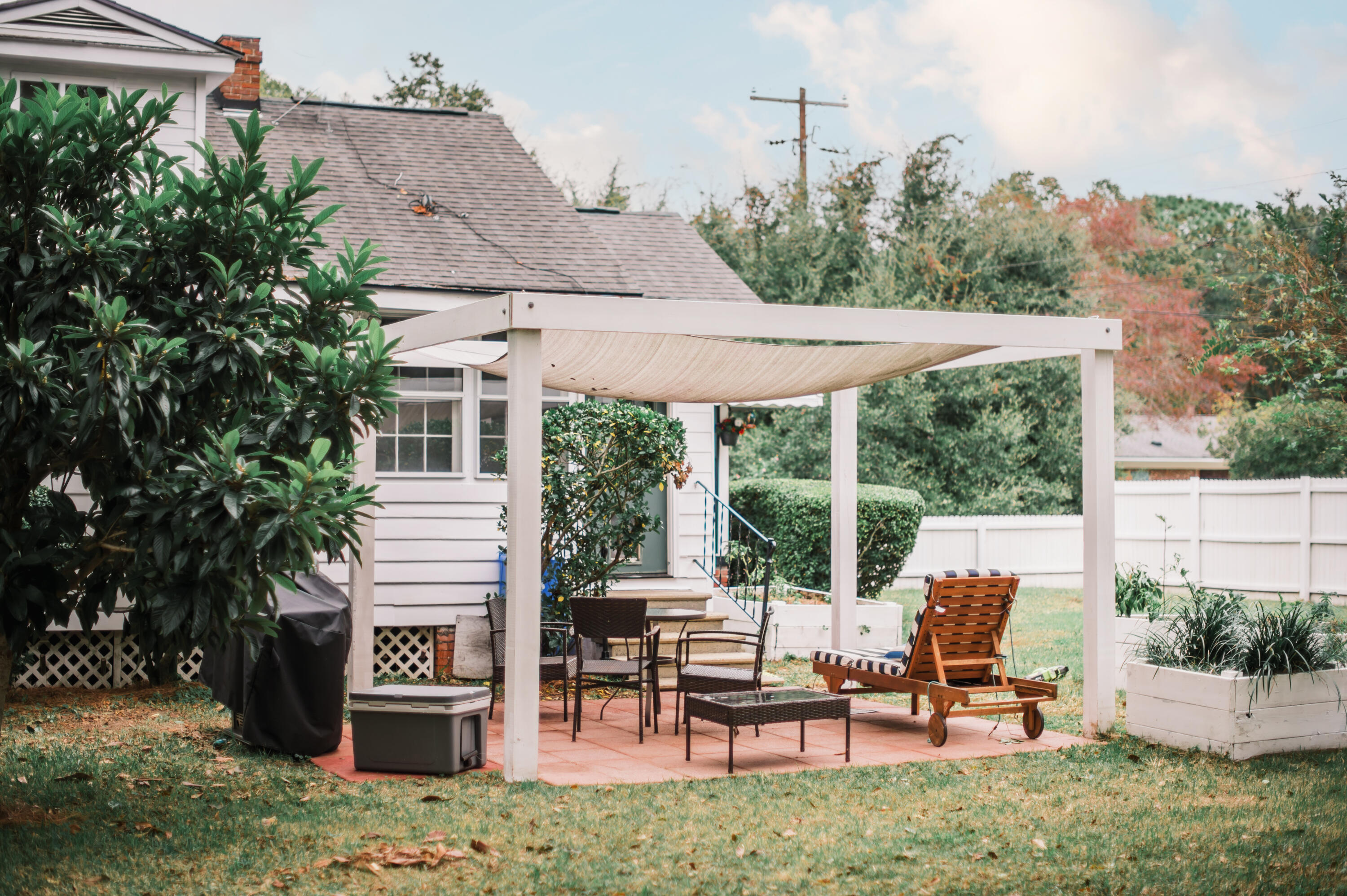1707 Jessamine Road Charleston, SC 29407 - Photo 25 of 47 Backyard seating area
