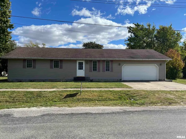 $129,900 | 110 Wyatt Street, Franklin, IL 62638