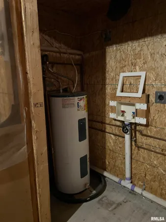 $129,900 | 110 Wyatt Street, Franklin, IL 62638