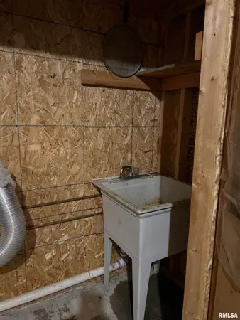 $129,900 | 110 Wyatt Street, Franklin, IL 62638