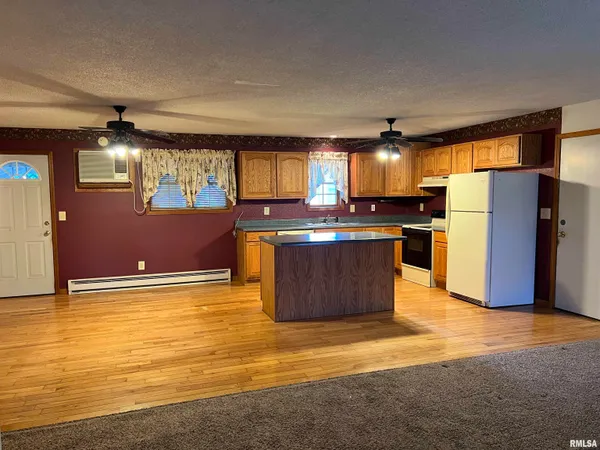 $129,900 | 110 Wyatt Street, Franklin, IL 62638