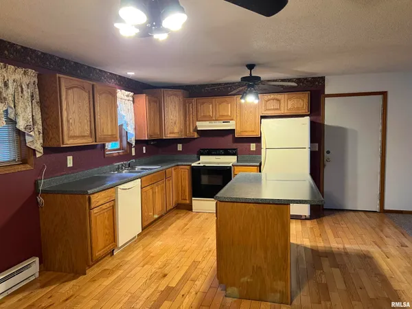 $129,900 | 110 Wyatt Street, Franklin, IL 62638