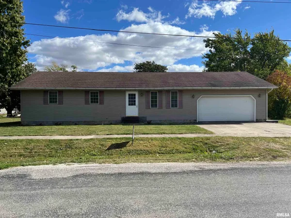 $129,900 | 110 Wyatt Street, Franklin, IL 62638